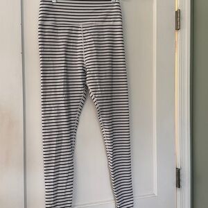 Glider Medium Black White Stripe Leggings Retired